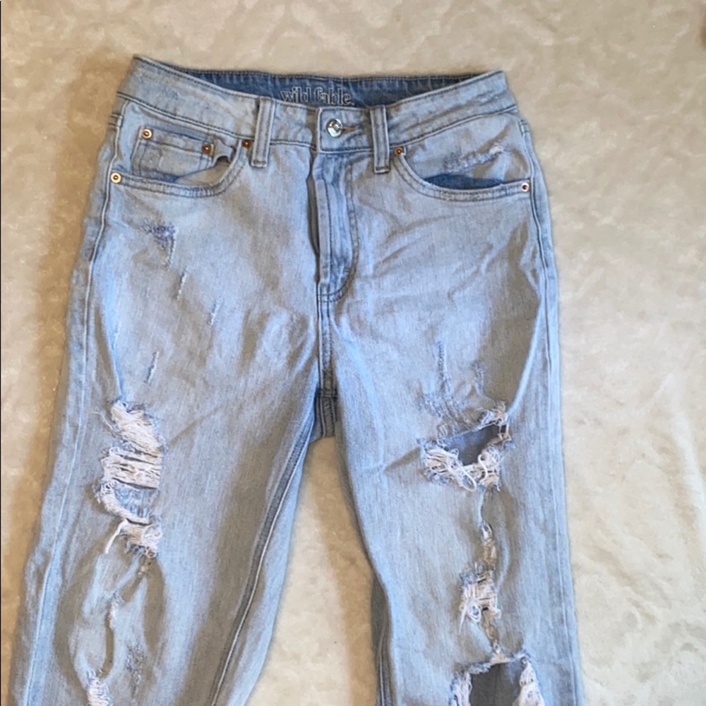 Light distressed mom jeans